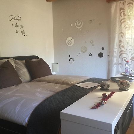 Bed & Breakfast Region Murtensee Munchenwiler Экстерьер фото