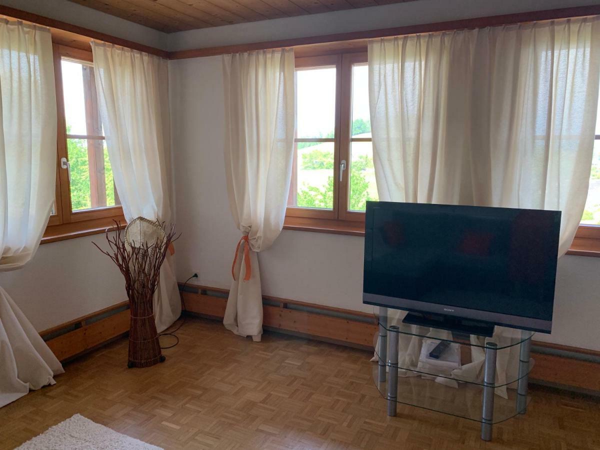 Bed & Breakfast Region Murtensee Munchenwiler Экстерьер фото